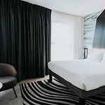 מלון Novotel Centre Gare 4*