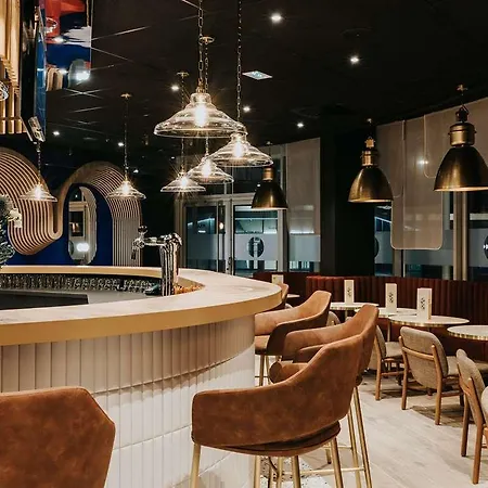Hotel Novotel Centre Gare 4*