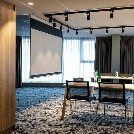 Novotel Centre Gare Hotel 4*