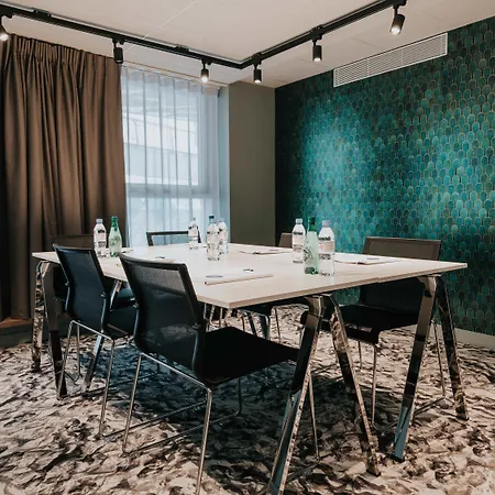 Novotel Centre Gare Hotel 4*