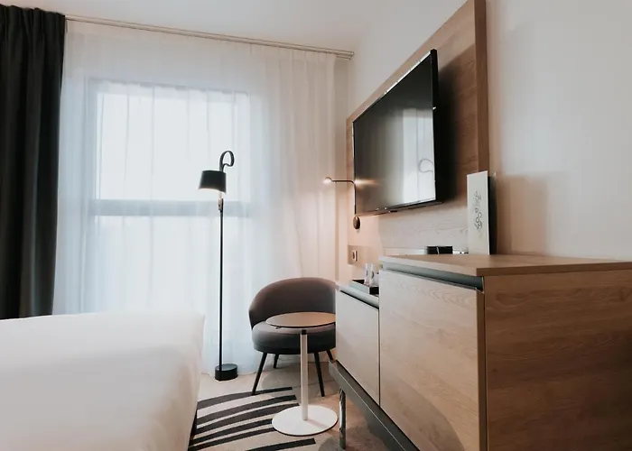 Hotel Novotel Centre Gare Angers